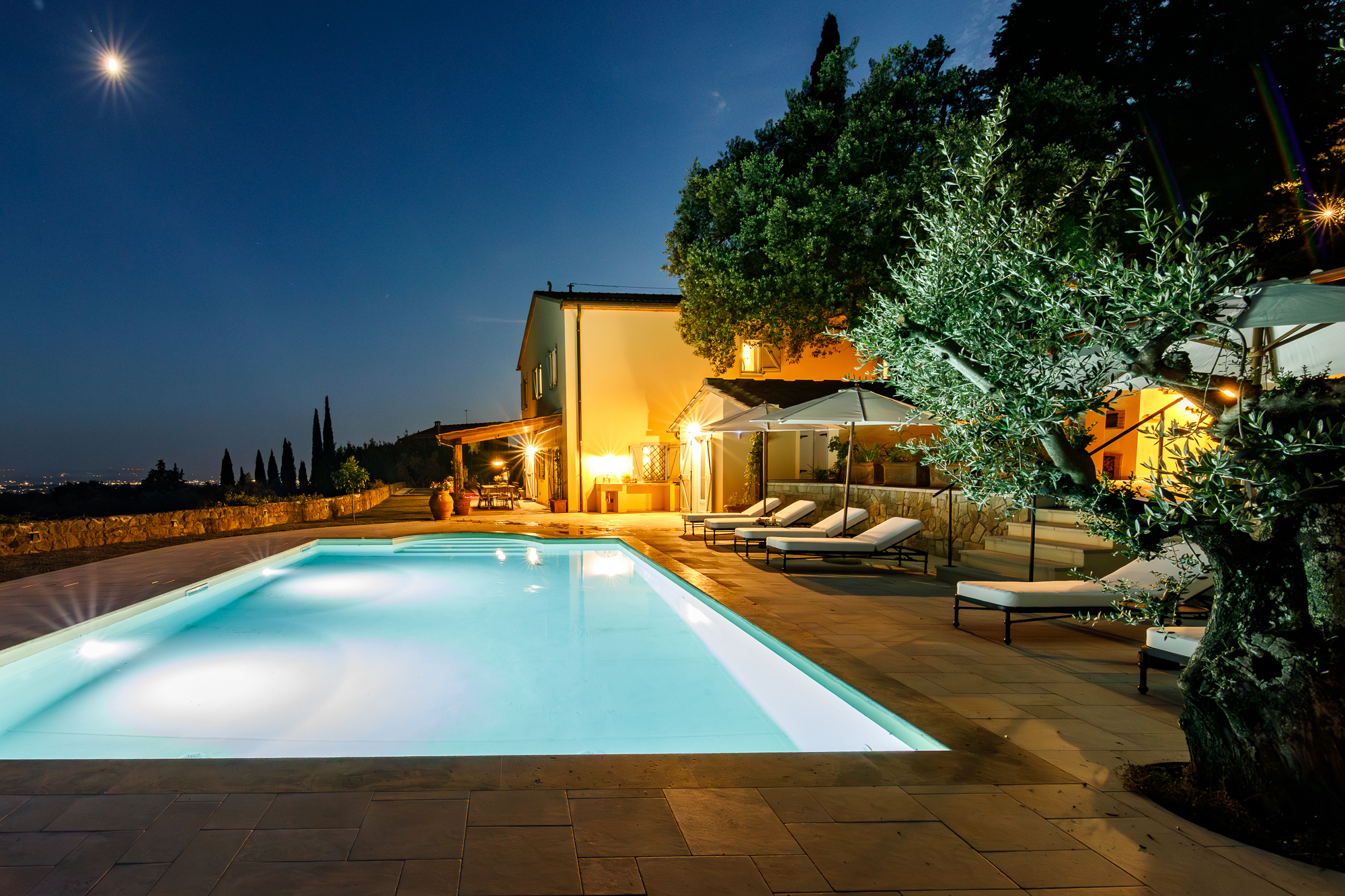 Villa Azzurra San Baronto – foto 5 camera da letto design